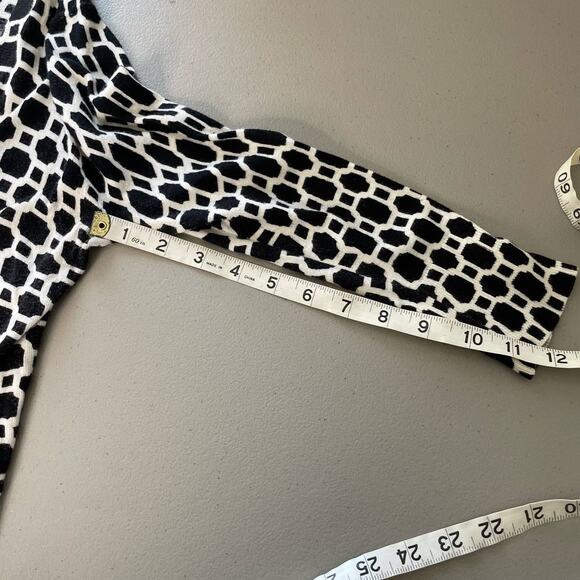 Banana‎ Republic Cardigan Sweater Buttoned Knit Geometric Print Black White SP - Picture 10 of 10